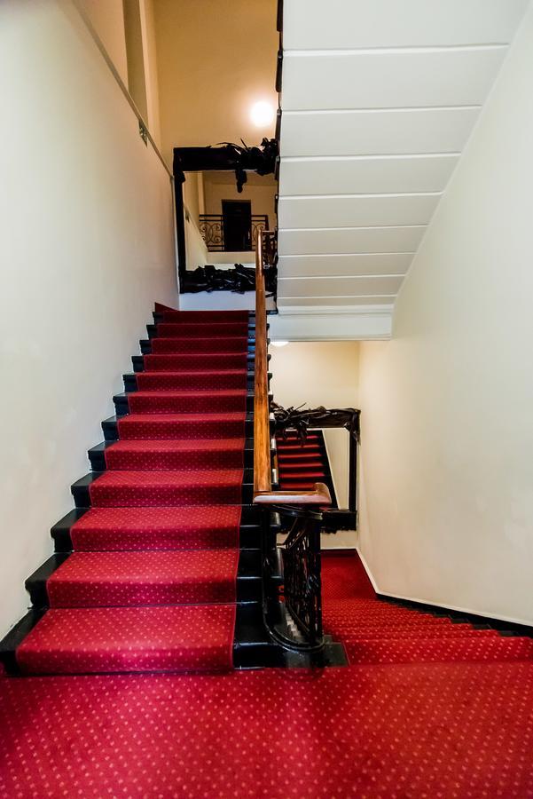 Hotel Piast Слупск Экстерьер фото
